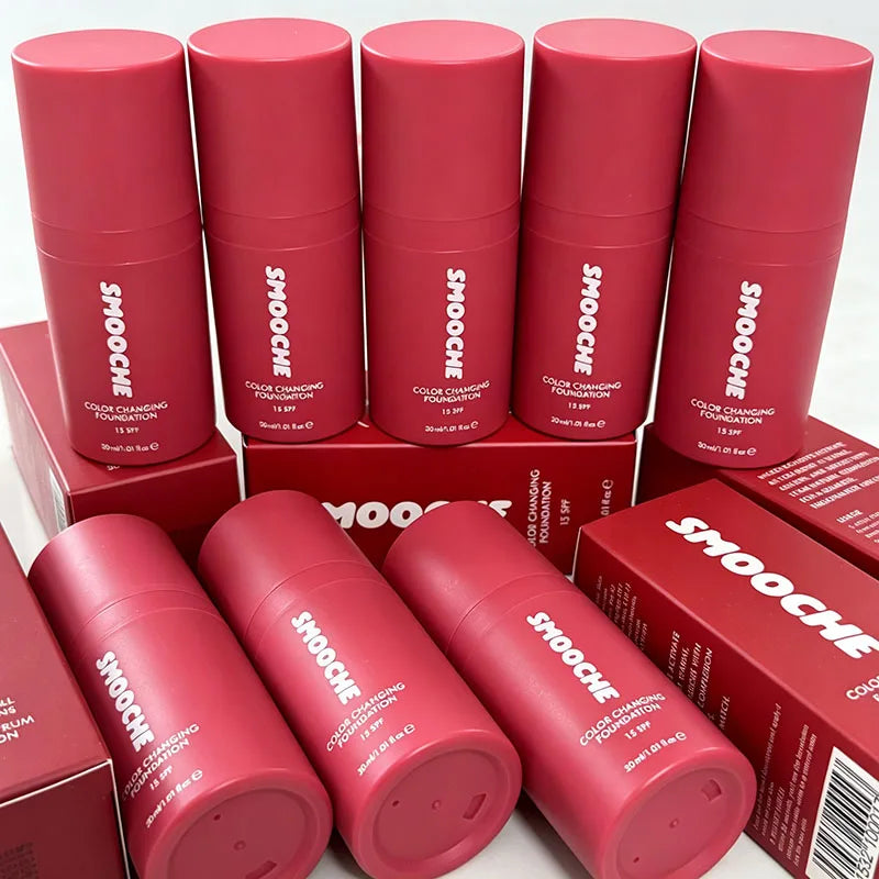 SMOOCHE SPF15 Color-Adaptive Liquid Foundation
