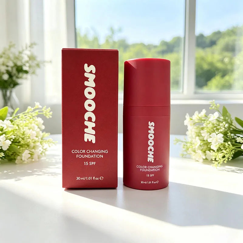 SMOOCHE SPF15 Color-Adaptive Liquid Foundation